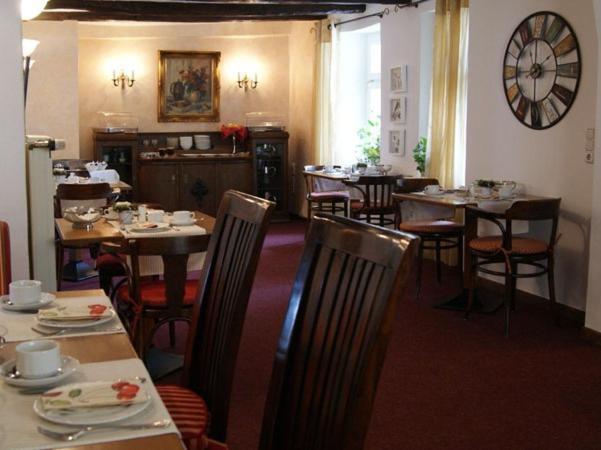 אטנדורן Hotel Rauch מראה חיצוני תמונה